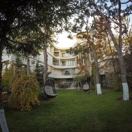 Hotel Beaumonde Garden Tbilisi Ngoại thất bức ảnh