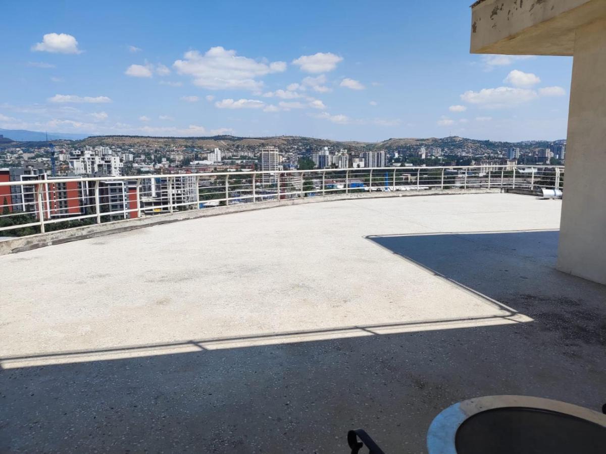 Hotel Beaumonde Garden Tbilisi Ngoại thất bức ảnh