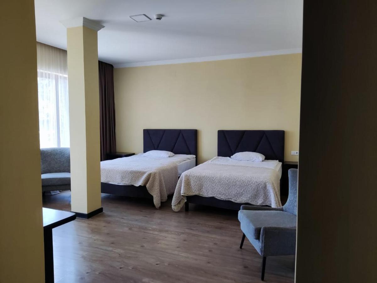 Hotel Beaumonde Garden Tbilisi Ngoại thất bức ảnh