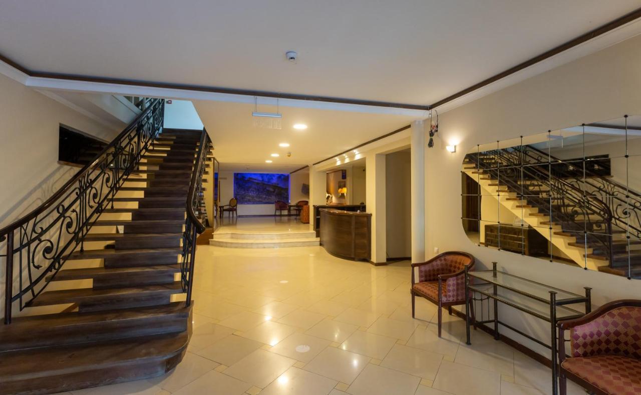 Hotel Beaumonde Garden Tbilisi Ngoại thất bức ảnh