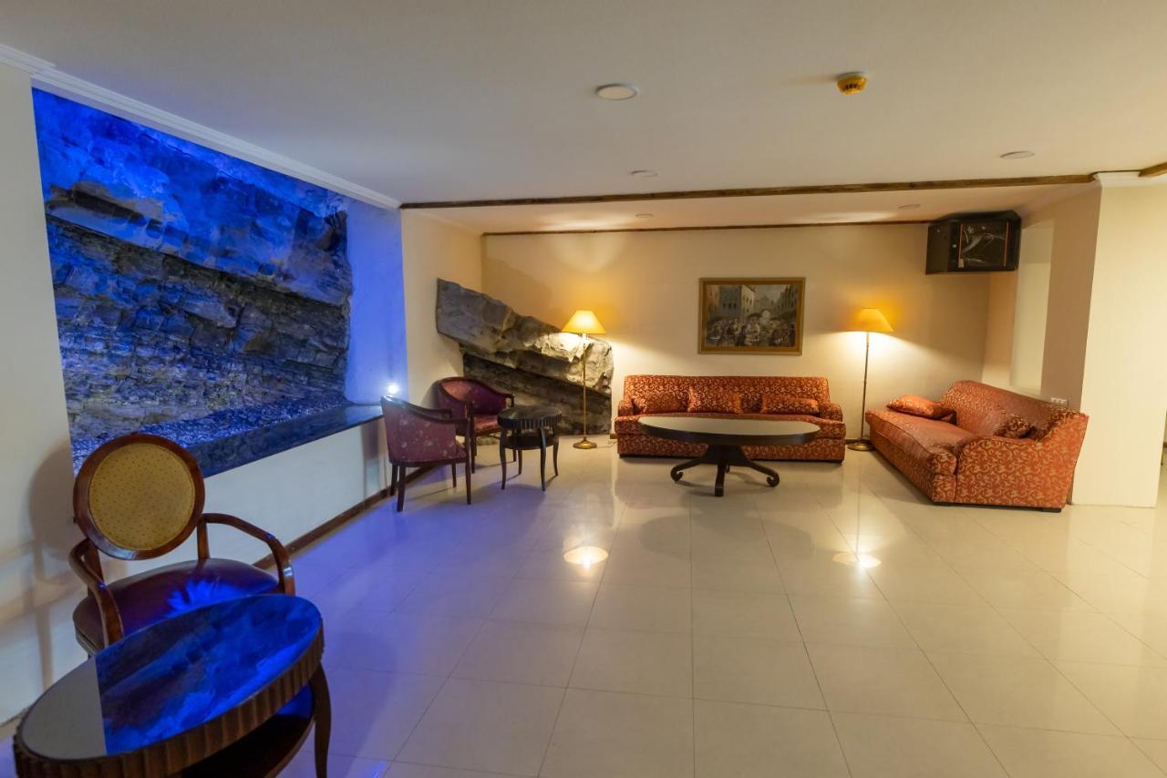 Hotel Beaumonde Garden Tbilisi Ngoại thất bức ảnh