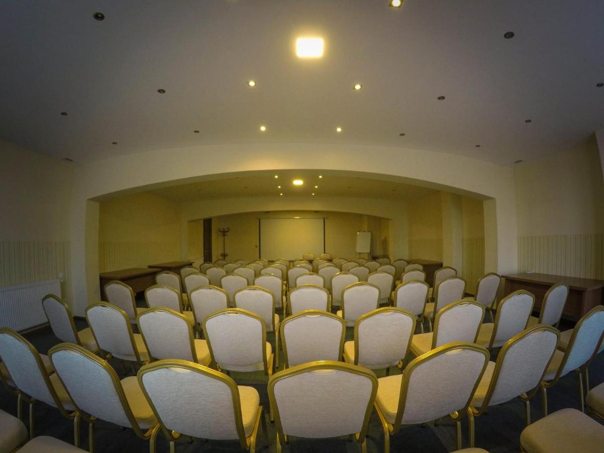 Hotel Beaumonde Garden Tbilisi Ngoại thất bức ảnh