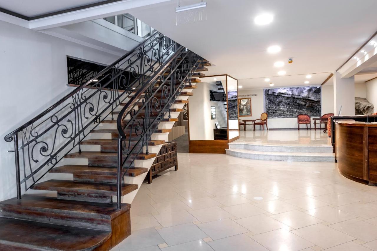 Hotel Beaumonde Garden Tbilisi Ngoại thất bức ảnh